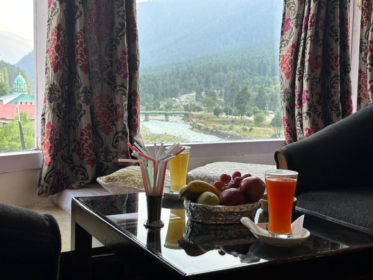 The Quiet Resort Pahalgām 外观 照片