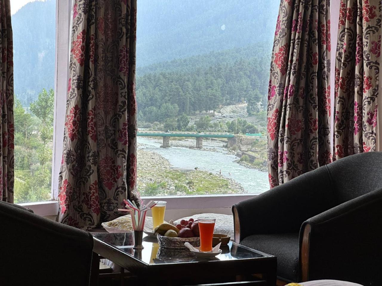 The Quiet Resort Pahalgām 外观 照片