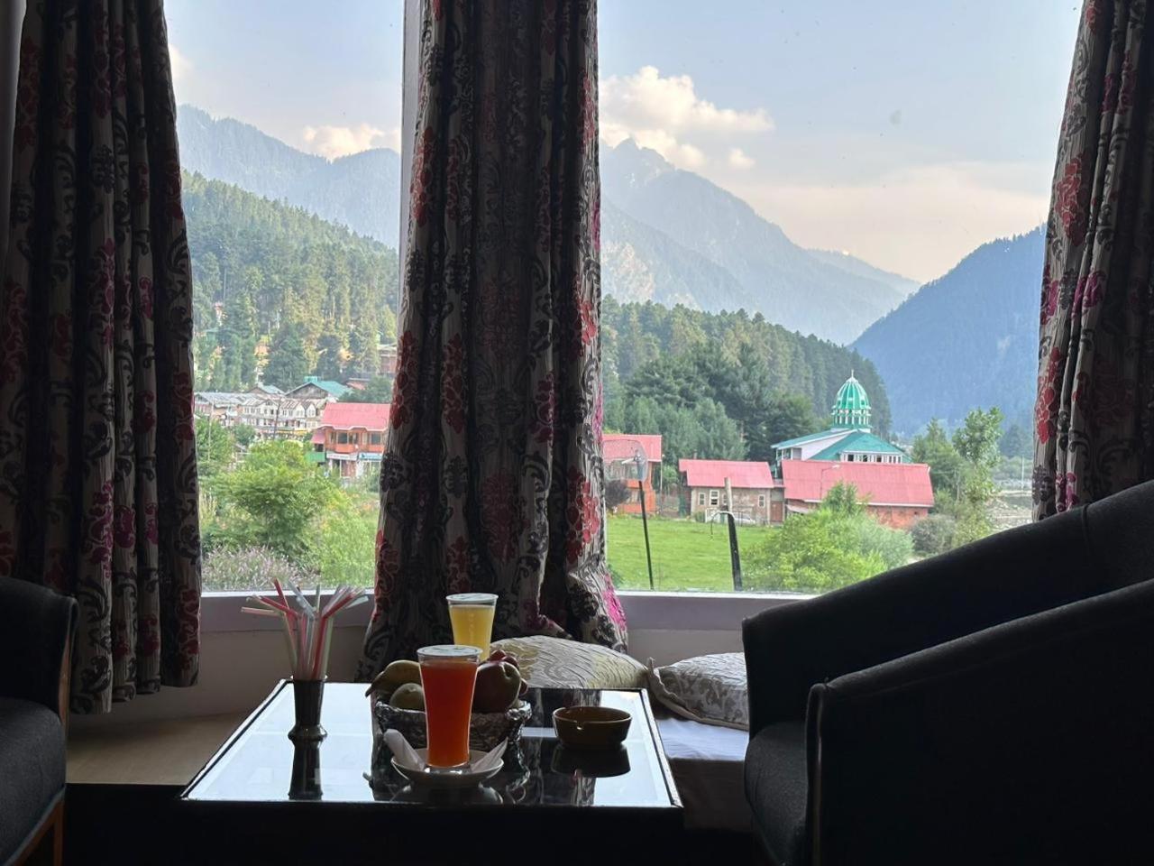 The Quiet Resort Pahalgām 外观 照片